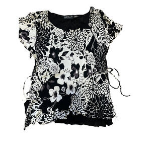 Lola P Beaded Y2K Fairy Whimsy Floral Blouse Large Asymmetrical Flutter Sleeve